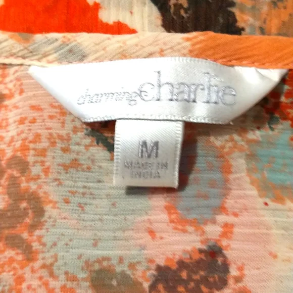 Charming Charlie ladies floral tank top. Size medium. - Picture 6 of 6